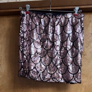 Lily White Sequin Scallop Mini Skirt - Pink and Black